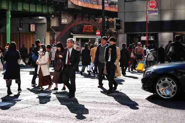 每日大赛吃瓜：官方回放必看亮点高度关注